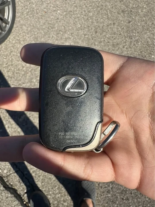 2008 Lexus IS 2nd Gen - Image 13 of 19