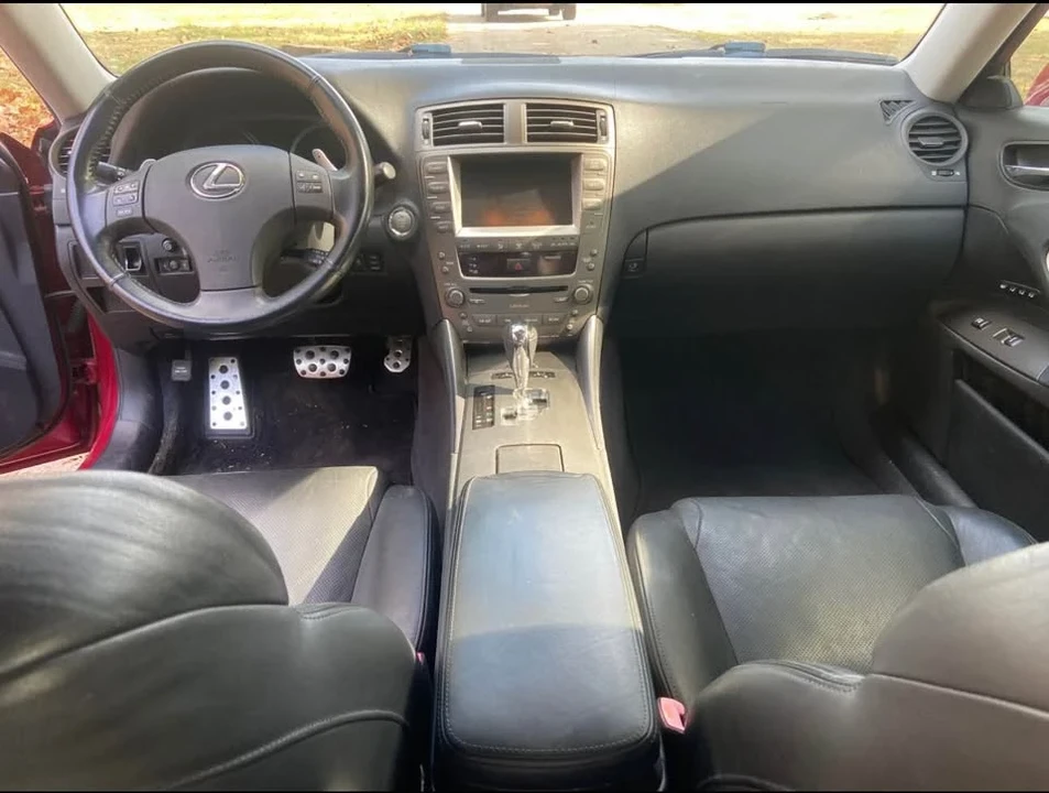 2008 Lexus IS 2nd Gen - Image 16 of 19