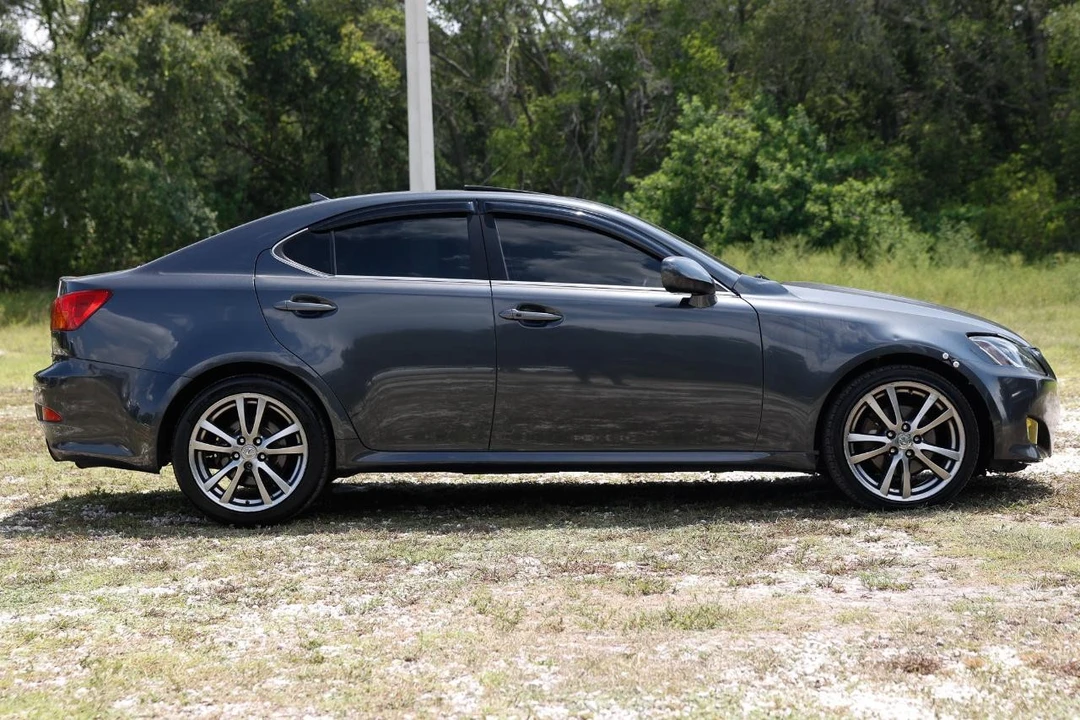 2008 Lexus IS 2nd Gen - Image 13 of 31