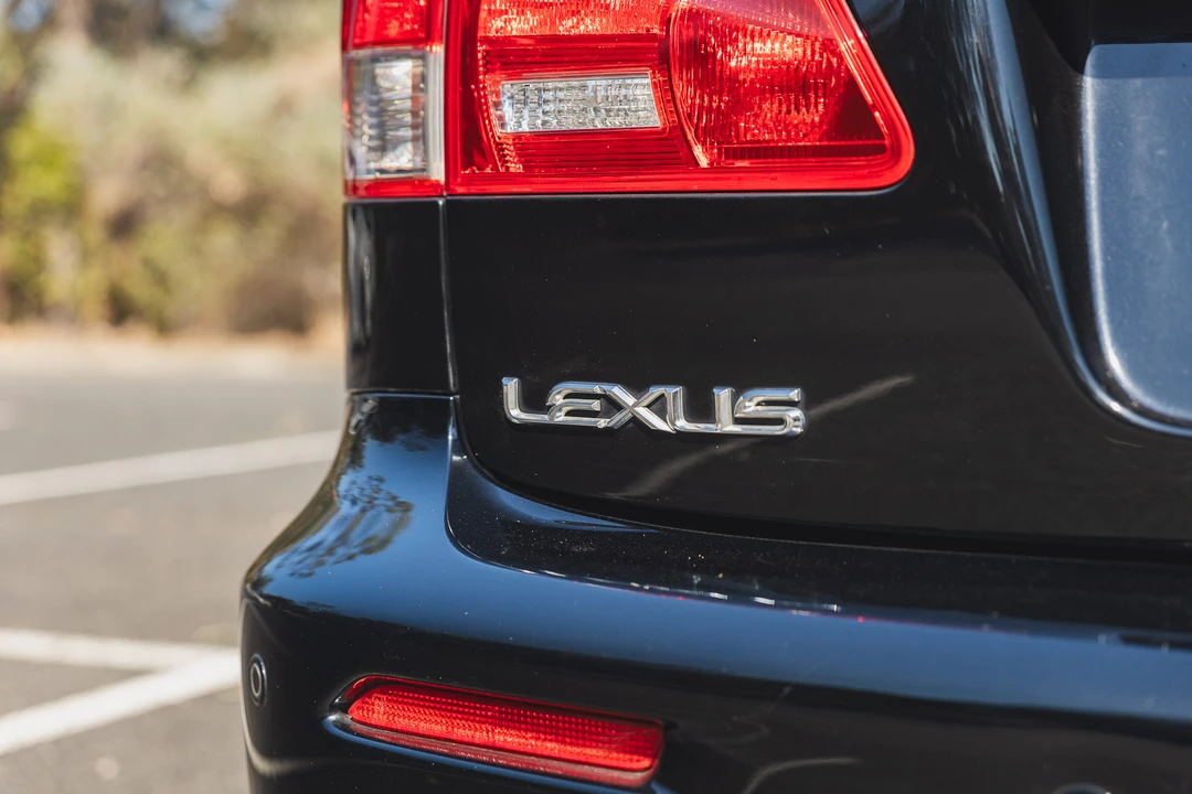 2008 Lexus IS F 2nd Gen - Image 28 of 31