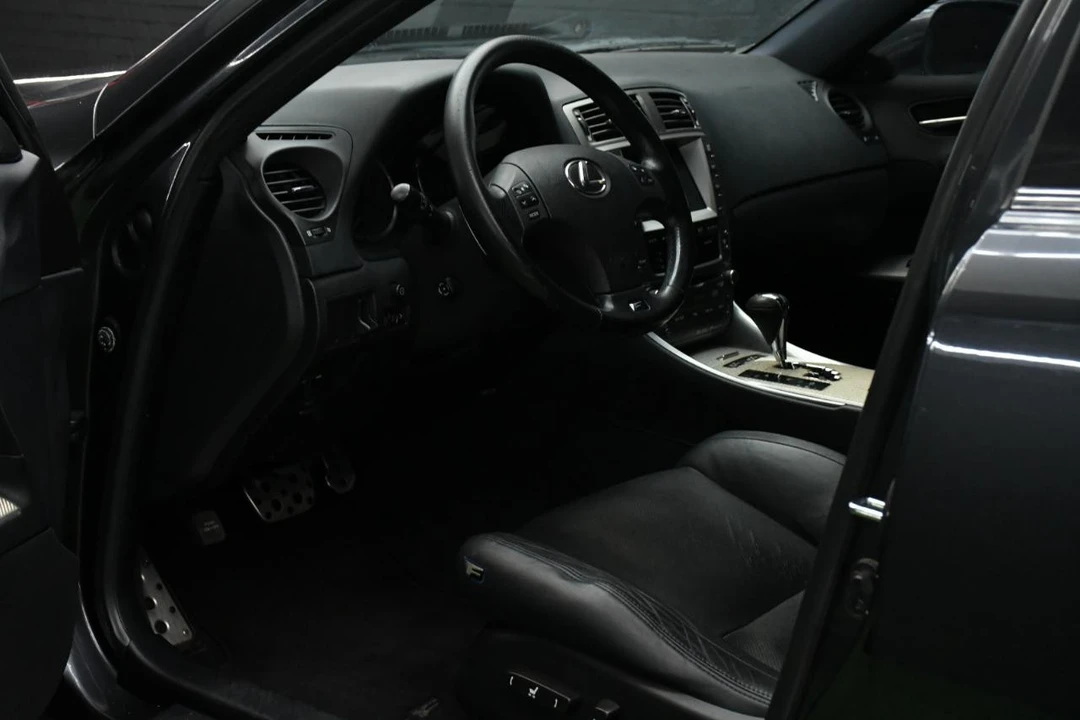 2008 Lexus IS F 2nd Gen - Image 17 of 31