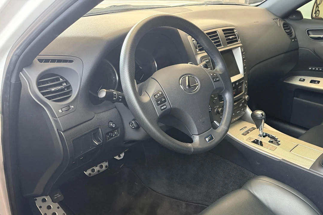 2008 Lexus IS F 2nd Gen - Image 21 of 31