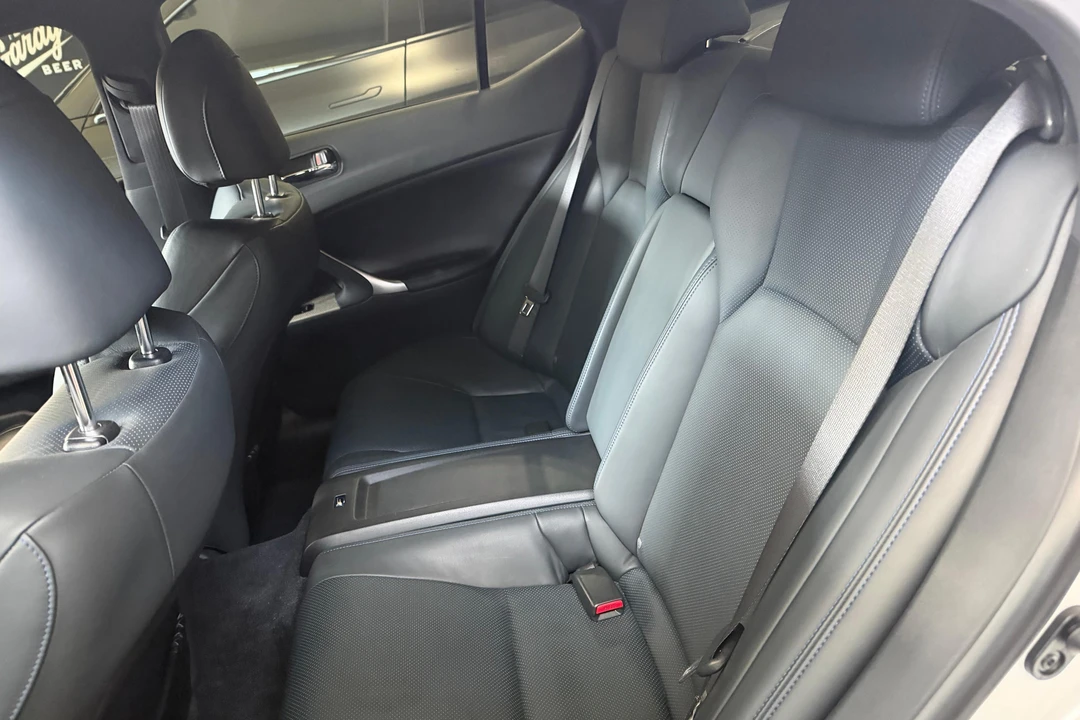2008 Lexus IS F 2nd Gen - Image 23 of 31