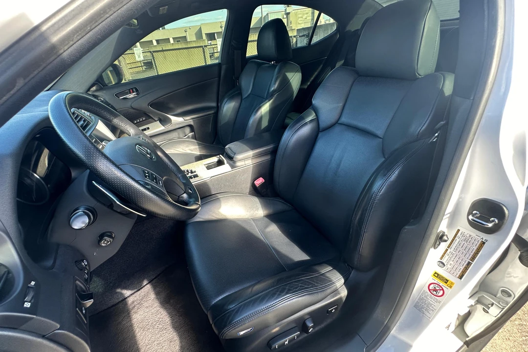 2008 Lexus IS F 2nd Gen - Image 12 of 16