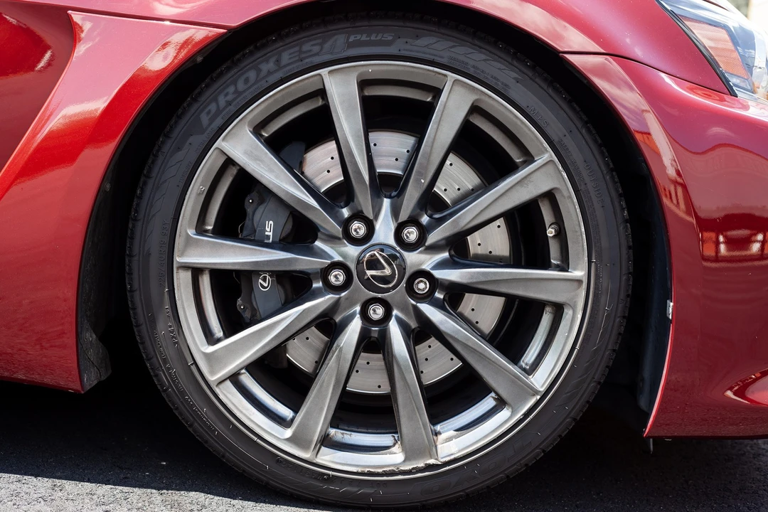 2008 Lexus IS F 2nd Gen - Image 22 of 31