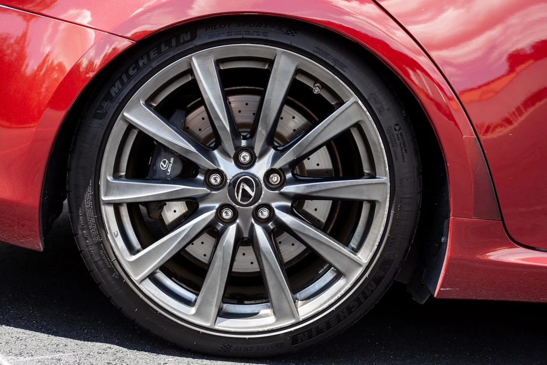 2008 Lexus IS F 2nd Gen - Image 23 of 31