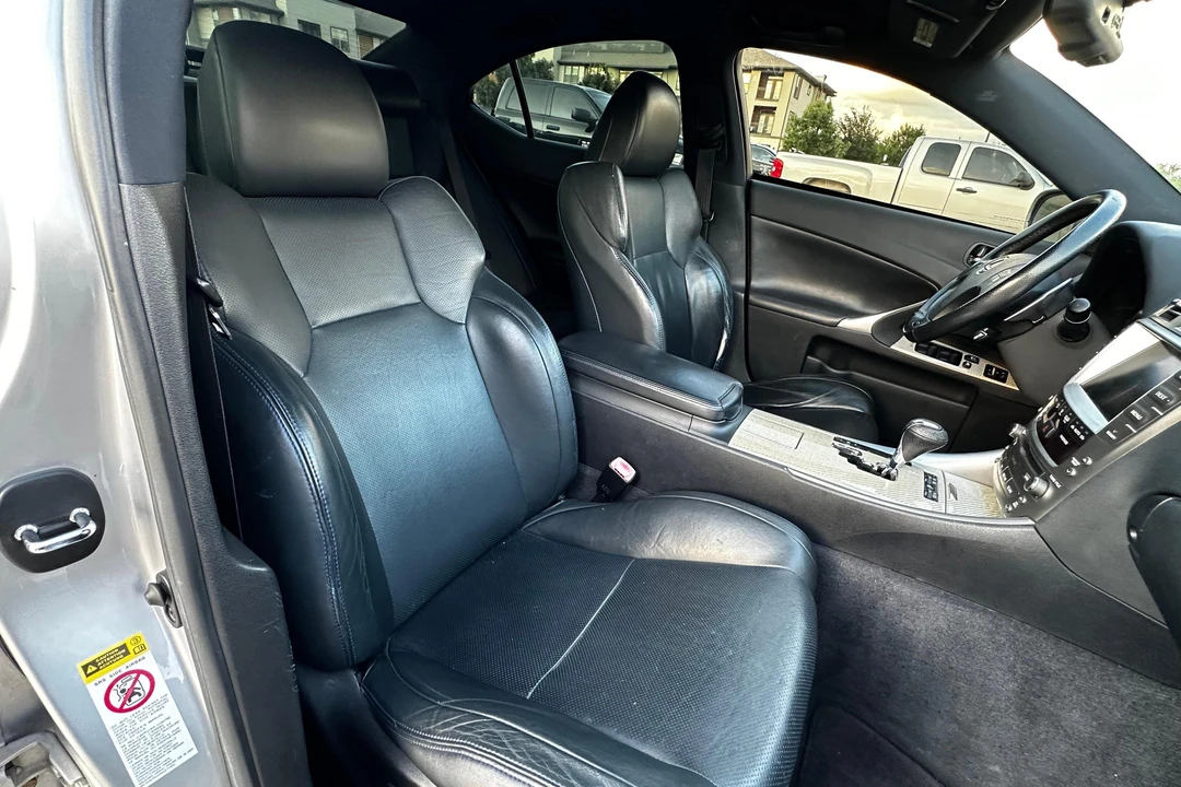 2008 Lexus IS F 2nd Gen - Image 21 of 31