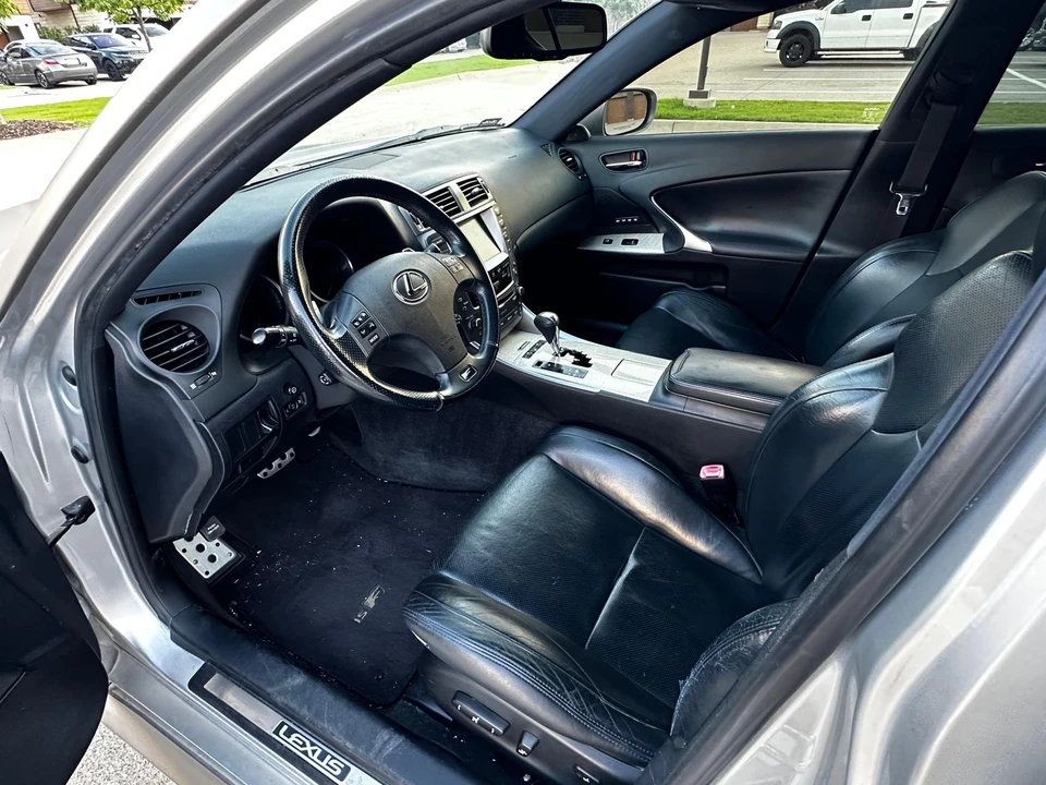 2008 Lexus IS F 2nd Gen - Image 26 of 31