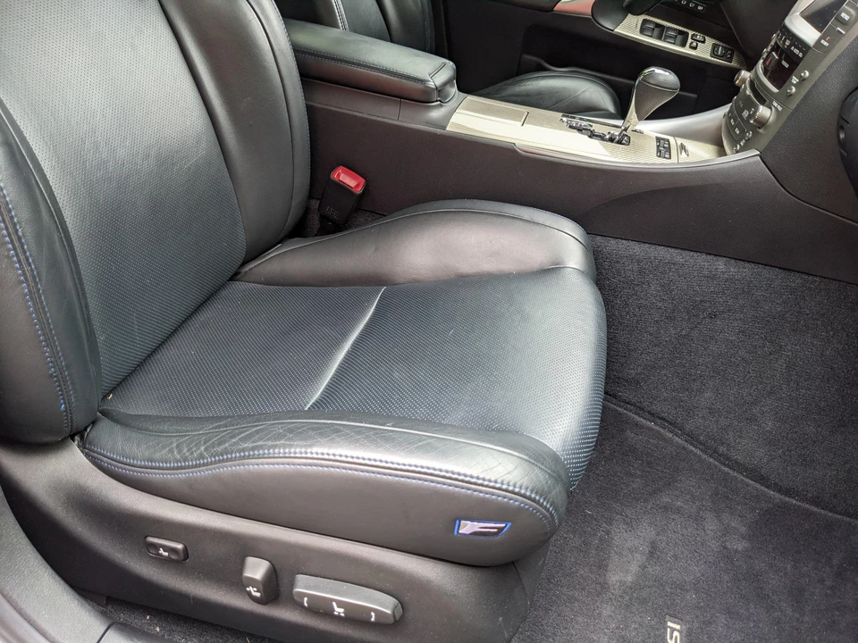 2008 Lexus IS F 2nd Gen - Image 29 of 31