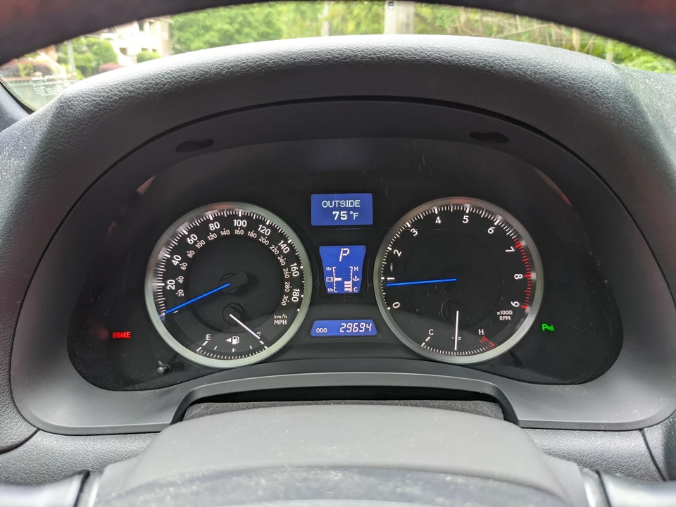 2008 Lexus IS F 2nd Gen - Image 26 of 31