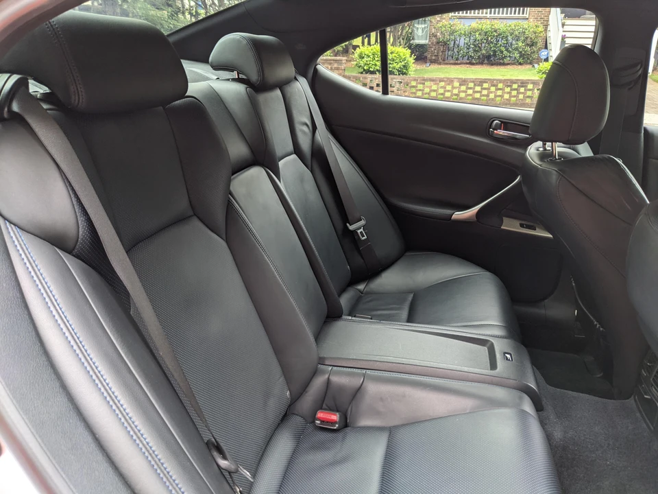 2008 Lexus IS F 2nd Gen - Image 25 of 31