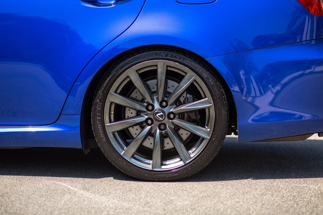 2008 Lexus IS F 2nd Gen - Image 29 of 31