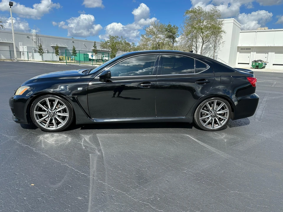 2008 Lexus IS F 2nd Gen - Image 16 of 31