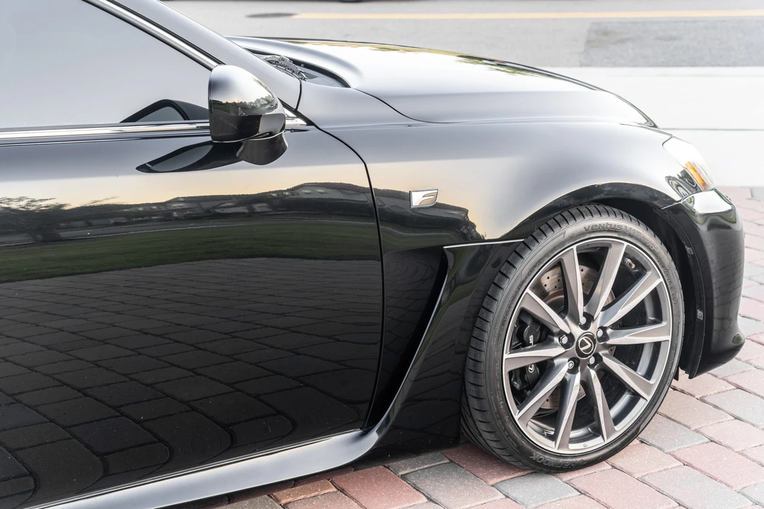 2008 Lexus IS F 2nd Gen - Image 28 of 31