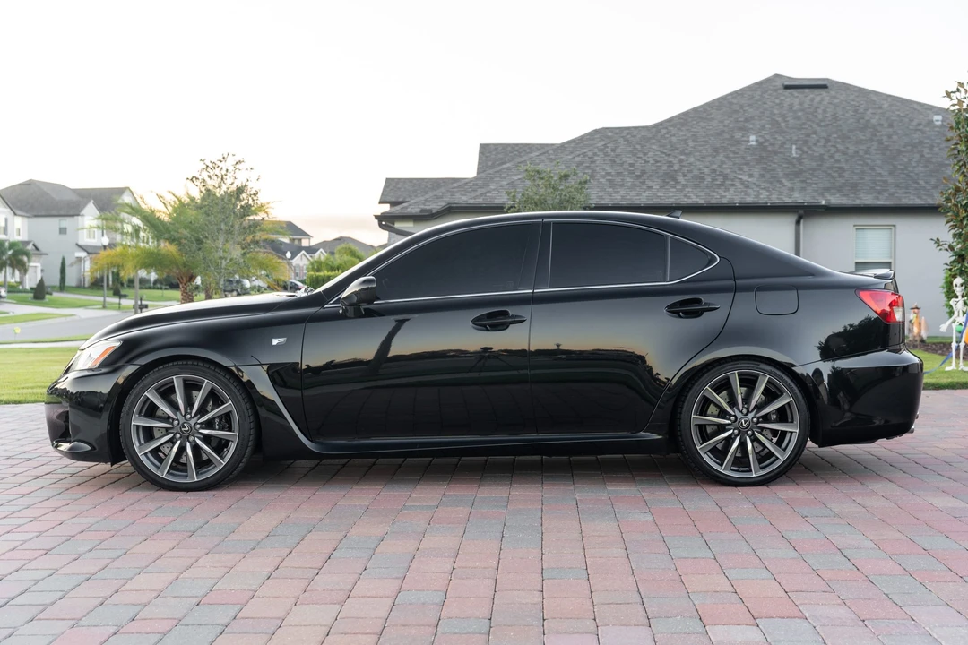 2008 Lexus IS F 2nd Gen - Image 11 of 31