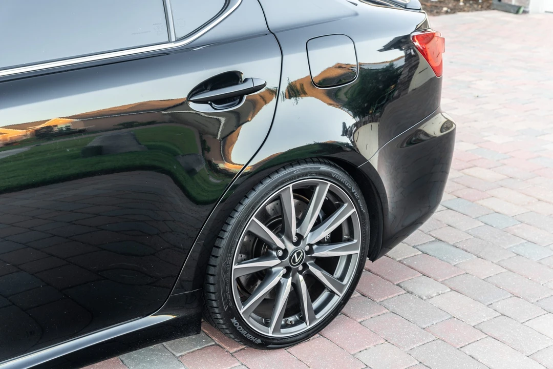 2008 Lexus IS F 2nd Gen - Image 25 of 31