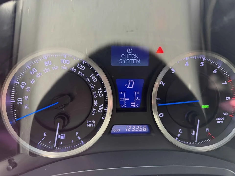 2008 Lexus IS F 2nd Gen - Image 11 of 11