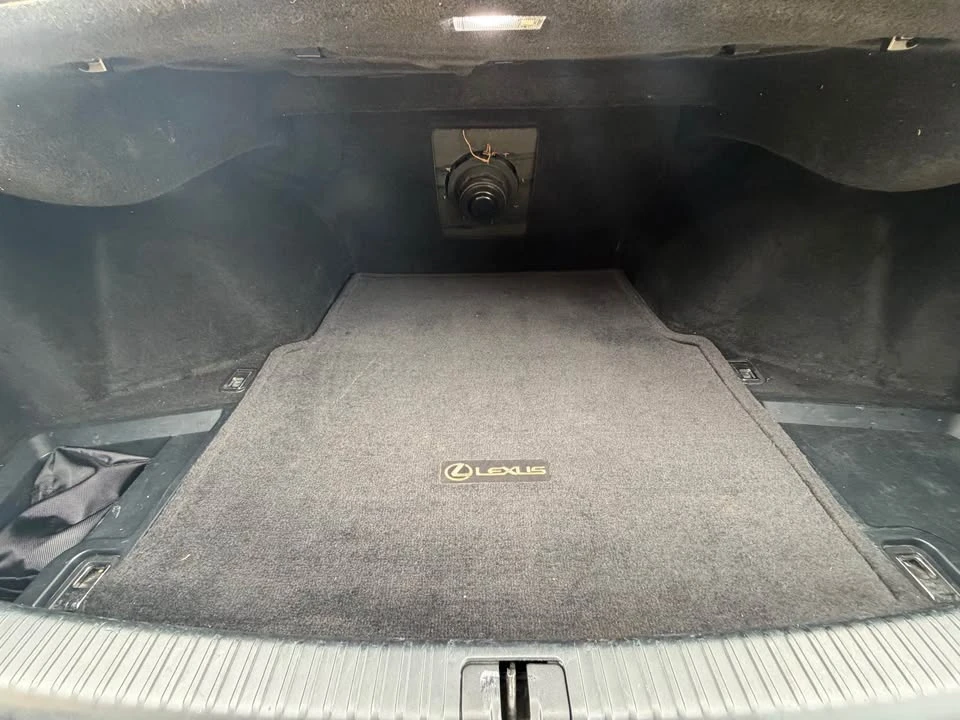 2008 Lexus IS F 2nd Gen - Image 12 of 20