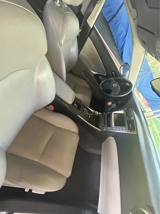2008 Lexus IS 2nd Gen - Image 9 of 15