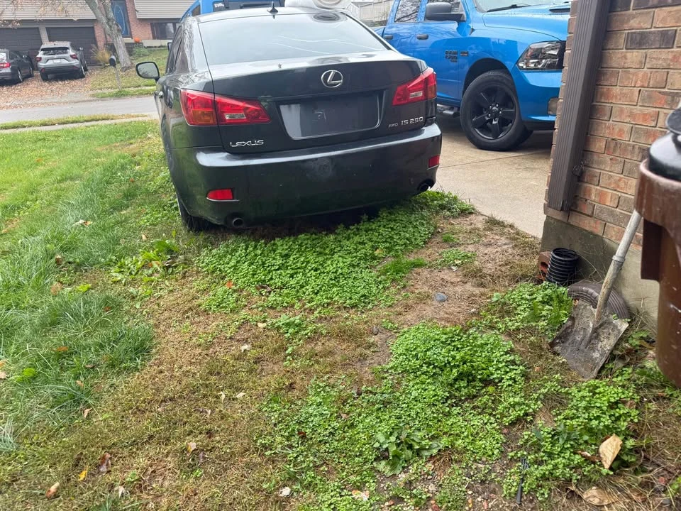 2008 Lexus IS 2nd Gen - Image 3 of 4