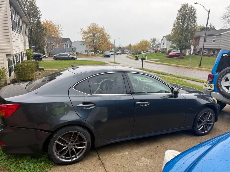 2008 Lexus IS 2nd Gen - Image 2 of 4