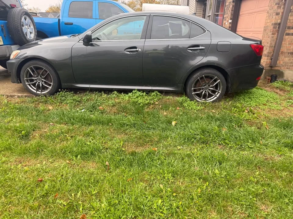 2008 Lexus IS 2nd Gen - Image 4 of 4