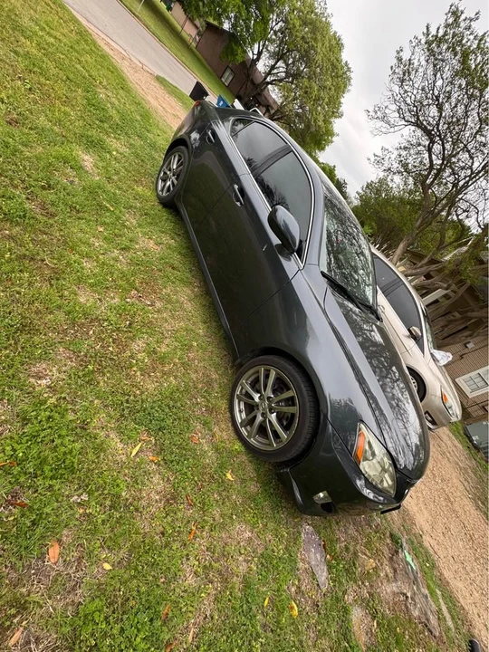 2008 Lexus IS 2nd Gen - Image 4 of 10