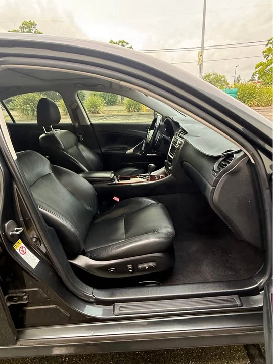 2008 Lexus IS 2nd Gen - Image 11 of 18