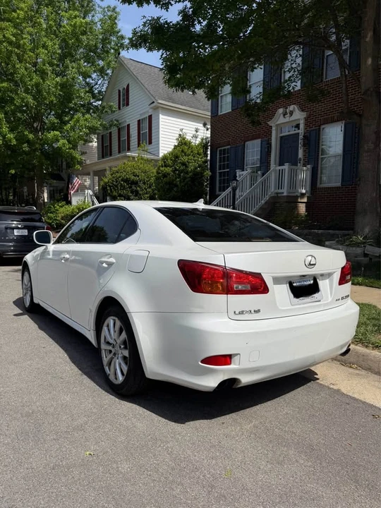 2008 Lexus IS 2nd Gen - Image 4 of 9