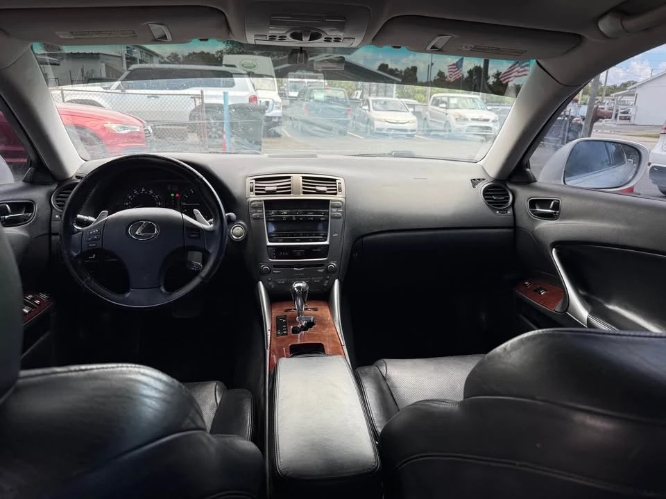 2008 Lexus IS 2nd Gen - Image 5 of 11