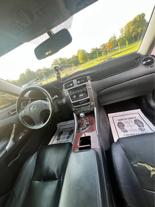 2008 Lexus IS 2nd Gen - Image 11 of 14