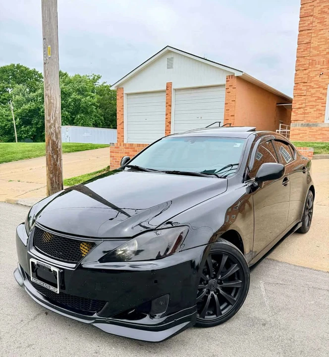 2008 Lexus IS 2nd Gen - Image 12 of 19