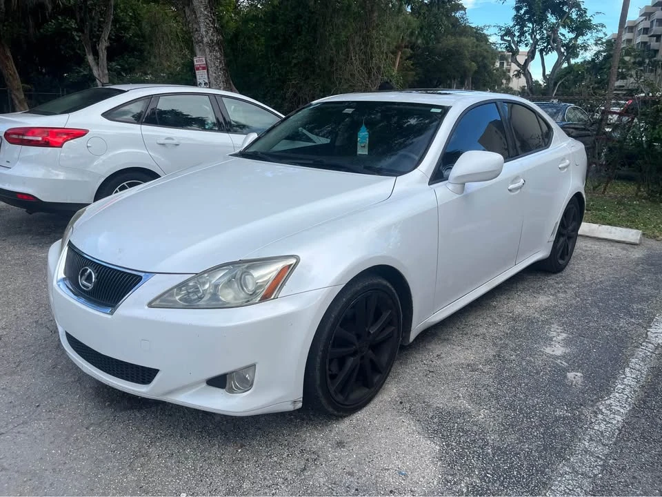 2008 Lexus IS 2nd Gen - Image 3 of 10