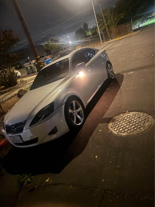 2008 Lexus IS 2nd Gen - Image 4 of 7