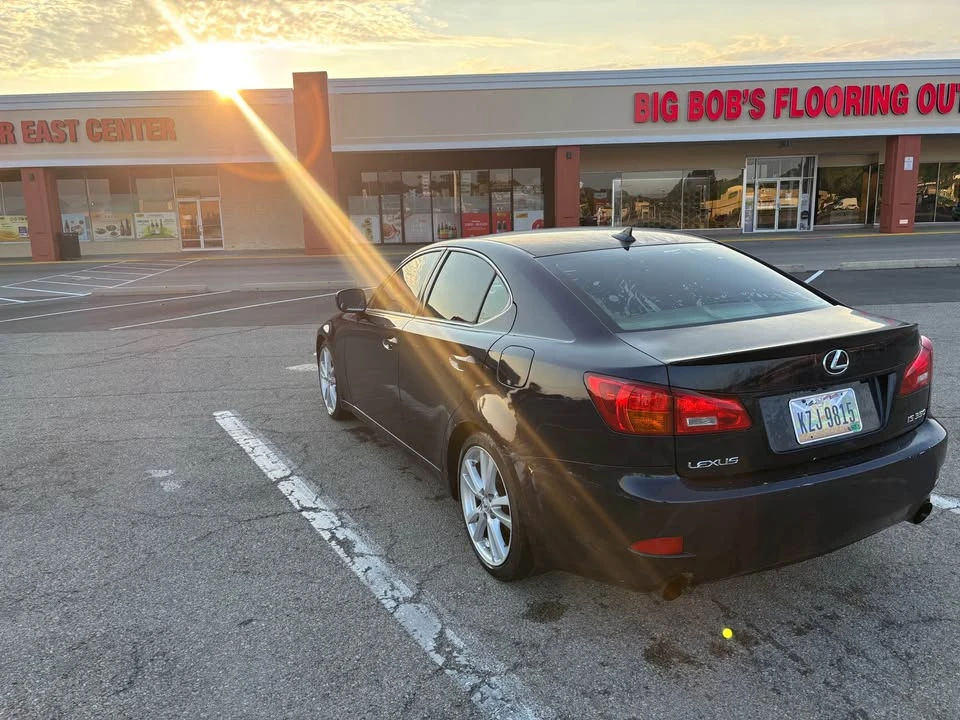 2008 Lexus IS 2nd Gen - Image 4 of 4