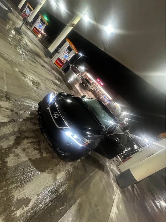 2008 Lexus IS 2nd Gen - Image 5 of 9