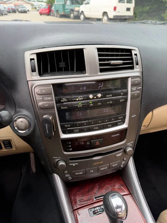 2008 Lexus IS F 2nd Gen - Image 13 of 19