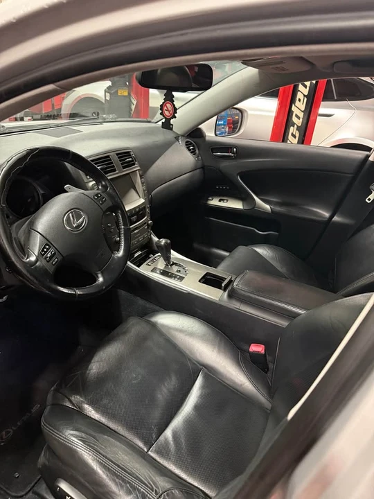 2008 Lexus IS 2nd Gen - Image 8 of 10