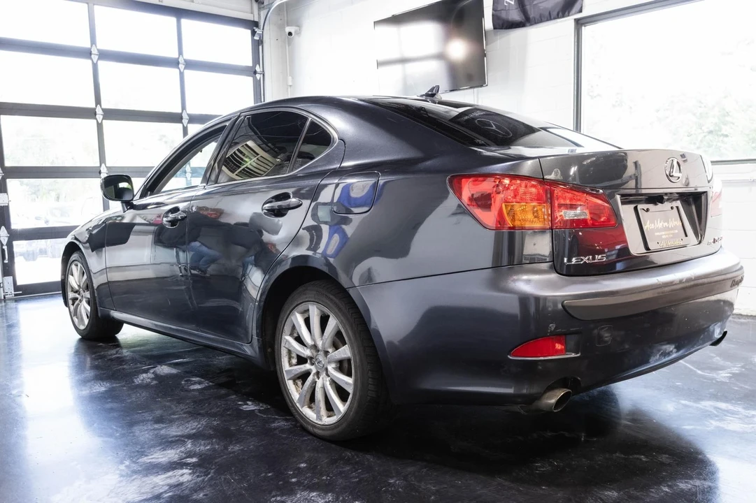 2008 Lexus IS 2nd Gen - Image 10 of 12