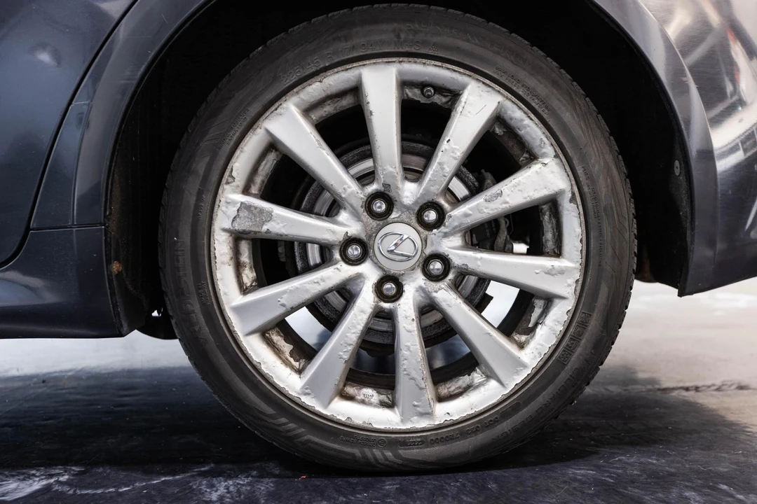 2008 Lexus IS 2nd Gen - Image 9 of 12