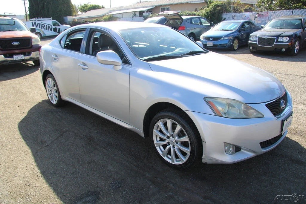 2008 Lexus IS 2nd Gen - Image 10 of 21