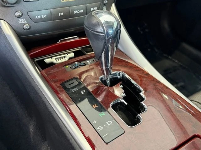 2008 Lexus IS 2nd Gen - Image 29 of 31