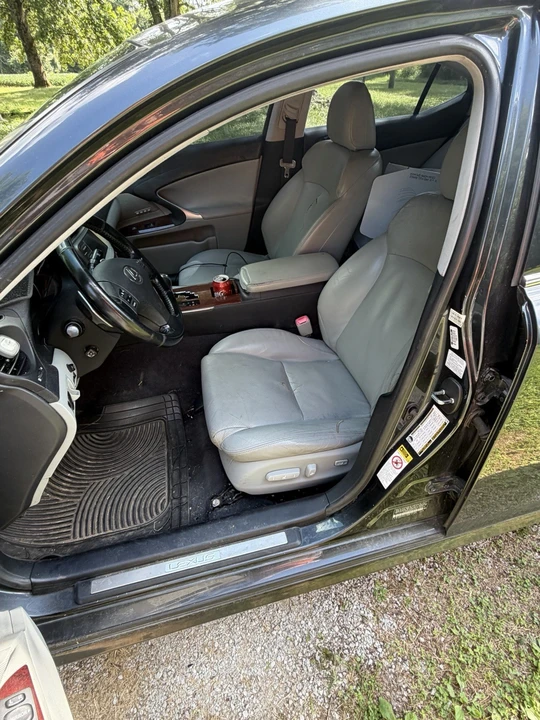 2008 Lexus IS 2nd Gen - Image 5 of 7
