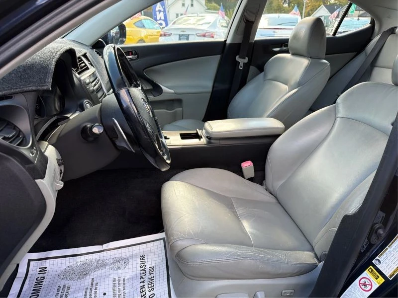 2008 Lexus IS 2nd Gen - Image 9 of 12