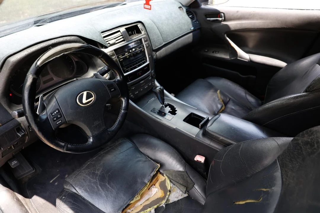 2008 Lexus IS 2nd Gen - Image 4 of 31