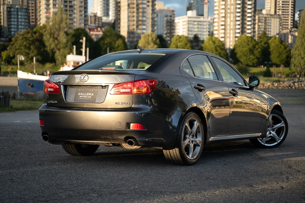 2008 Lexus IS 2nd Gen - Image 16 of 31