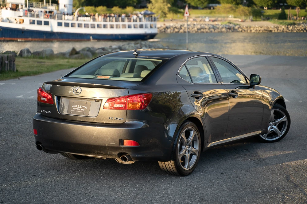 2008 Lexus IS 2nd Gen - Image 15 of 31