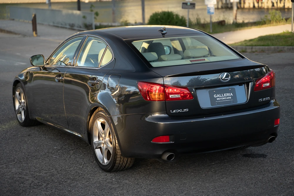 2008 Lexus IS 2nd Gen - Image 25 of 31