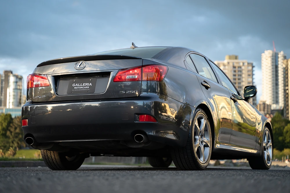 2008 Lexus IS 2nd Gen - Image 21 of 31