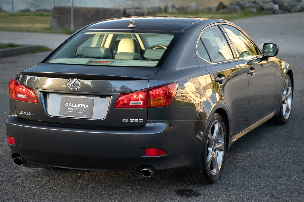2008 Lexus IS 2nd Gen - Image 19 of 31